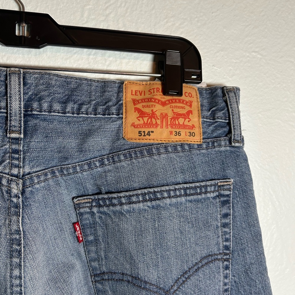 Levi's 514 Men's Straight Jeans in Faded Blue Size 36 x 30 - Picture 3 of 10